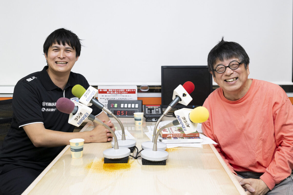 『藤島大の楕円球にみる夢』は5月5日（月・祝）放送。レヴズを診て、見つめるドクターが登場