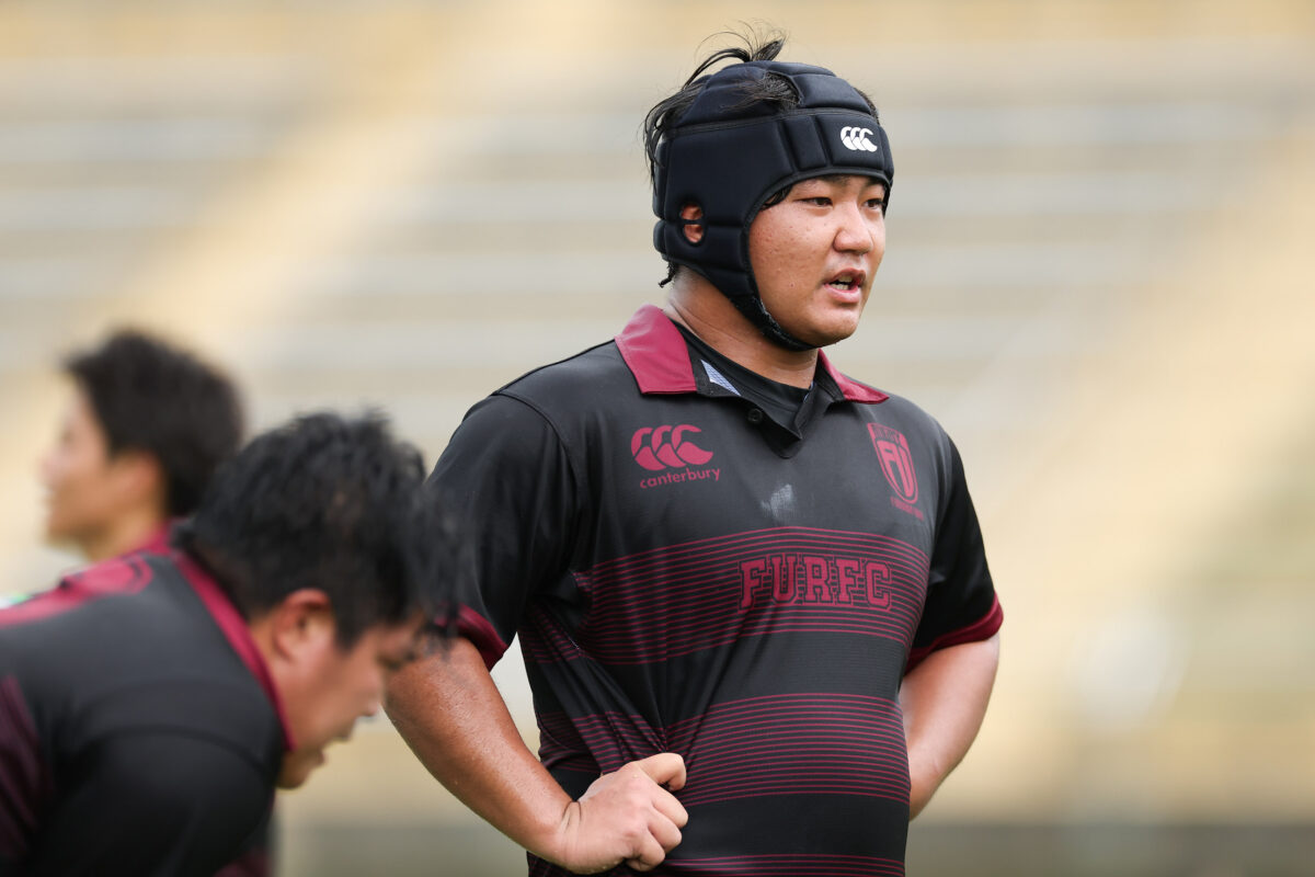 【竹内柊平を追う／下】低く前に出る。上を見て歩む。古賀一［福岡大2年／PR］
