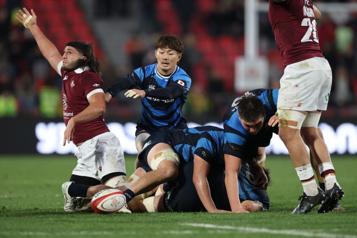 【楕円球大言葉】ジョージアのおろかな反則。