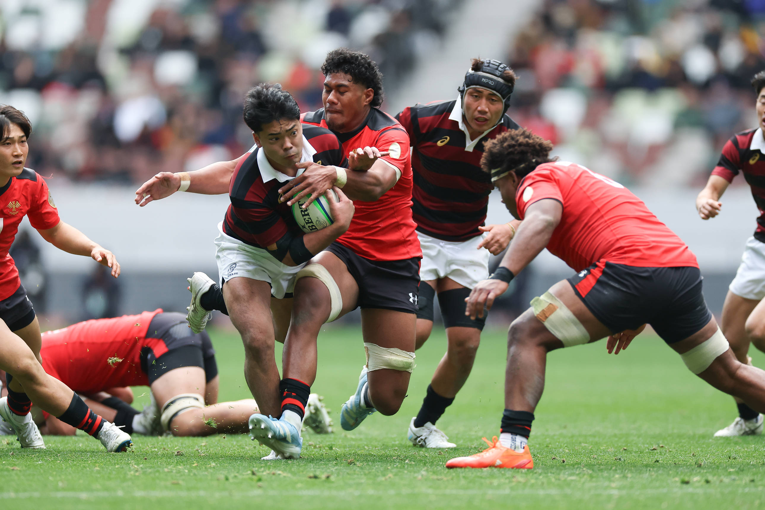 【大学ラグビーをアナリストの視点で分析する／早稲田大学×帝京大学】キックで圧力をかけた早稲田。プレー精度に苦戦した帝京を下す。