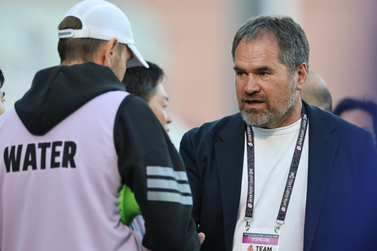 オールブラックスの新ヘッドコーチ、コベルコ神戸スティーラーズを率いるデイブ・レニーに決まる。